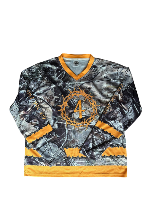 Off The Grid camo hockey jersey in an oversize streetwear fit - front view.