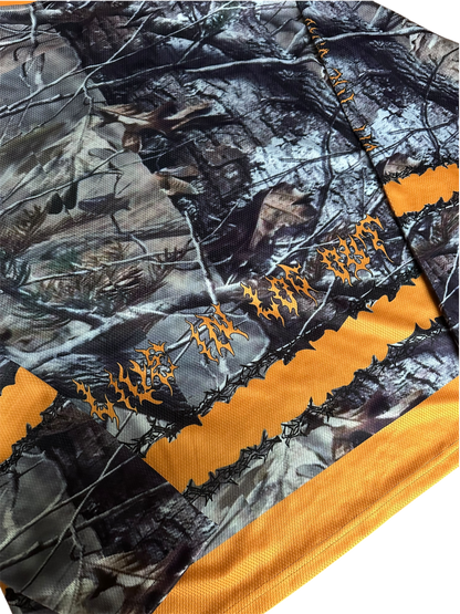 Off The Grid camo hockey jersey in an oversize streetwear fit - back details view.